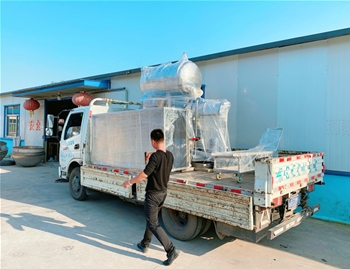 700雙層殺菌鍋、304不銹鋼晾肉架，發(fā)往高密