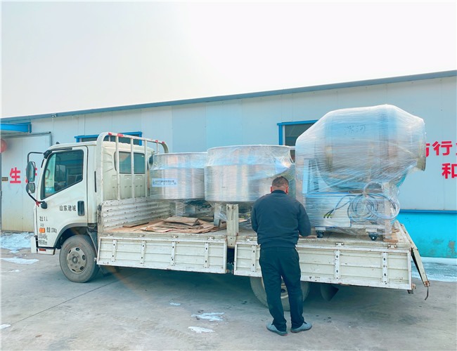 電加熱夾層鍋、真空滾揉機，發(fā)貨河南