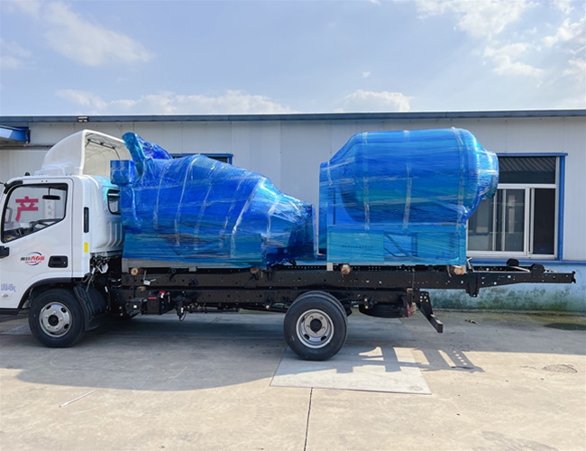 河南漯河肉制品加工廠訂購1700L全自動液壓真空滾揉機(jī)，1200L真空滾揉機(jī)發(fā)貨