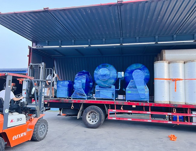 滾揉機(jī)、夾層鍋、真空包裝機(jī)發(fā)貨廣東東莞